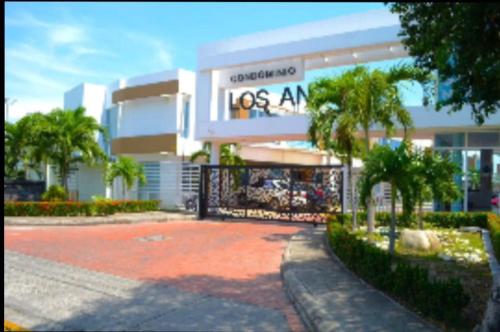 Casa en Condominio Los Ángeles Girardot