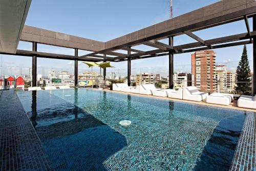 홀리데이 인 산토 도밍고 바이 IHG - 수영장