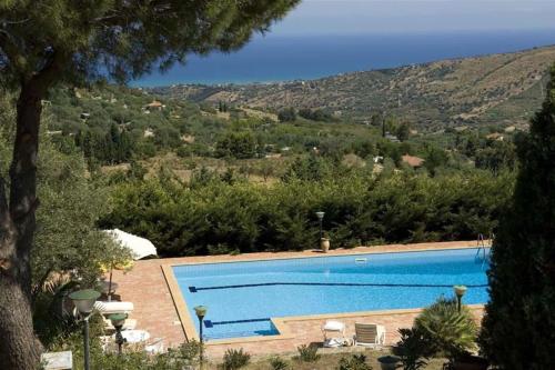  Villa Ivoni 1 in Campofelice di Roccella