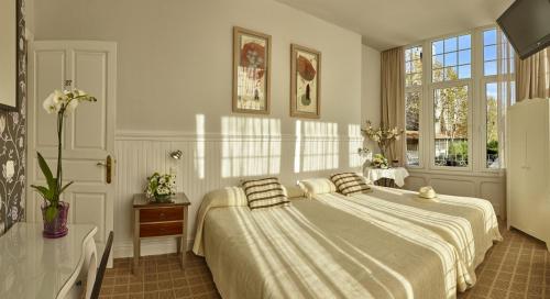 Hotel Atalaya- FREE PARKING GRATUITO 2