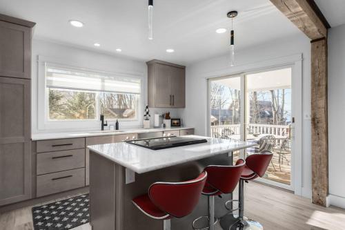 Lakefront Getaway by Michigan Waterfront Luxury Properties in Rothbury, USA