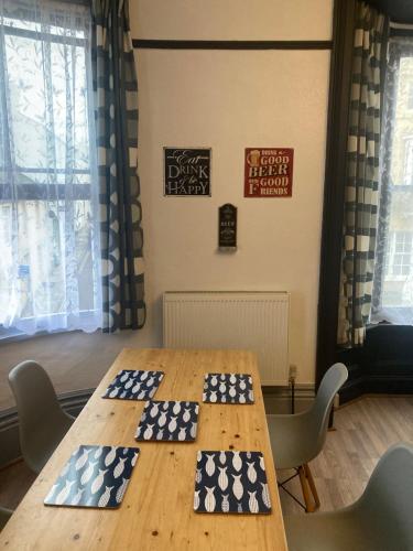 Lovely 2 Bed Sea Front apartment @ 10A George Street in Nordvästra Ryde