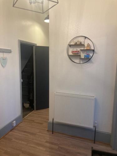 Lovely 2 Bed Sea Front apartment @ 10A George Street in Nordvästra Ryde