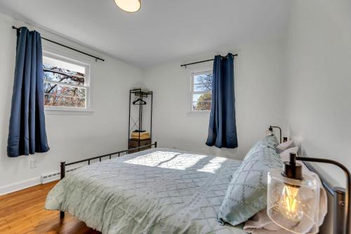 Fully Renovated In Buena Vista Near WFU & Downtown in Winston-Salem, USA