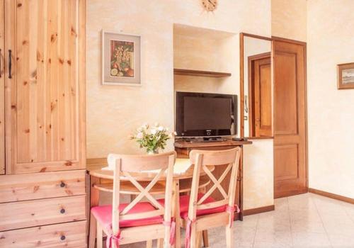  Il Pontile - Historic Center with AC by villavistalago in Bellano