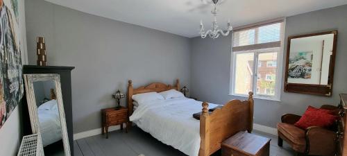 Fürdőszoba, The Tuck Away, Central Old Town with Parking in Hastings