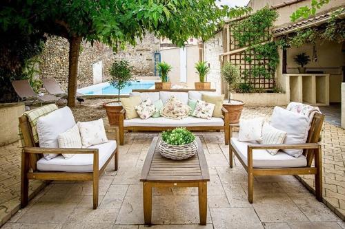 La Chasse au Bonheur Piscine-Wifi in Rieux-Minervois