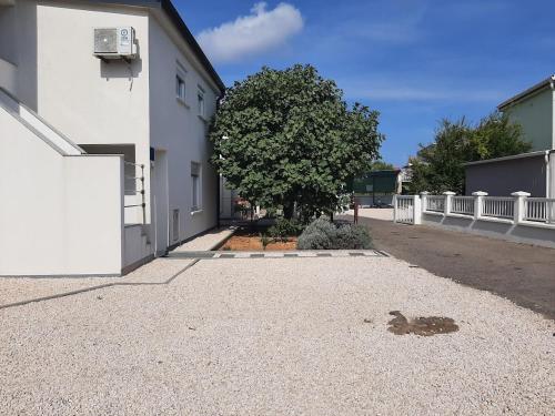  Apartman Bunarić in Vir