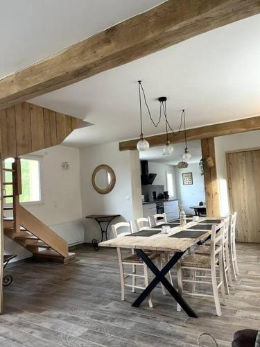 La Maison du Perche avec Jacuzzi in 穆蘭拉馬爾克