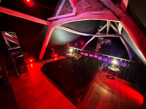 Loveroom de luxe - Theme 50 nuances de grey maison privative spa insolite
