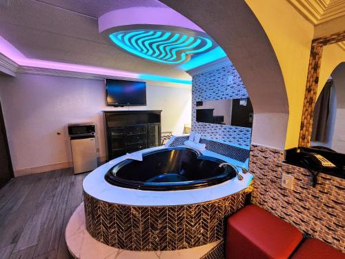Джакузі, Americas Best Value Inn & Suites Little Rock at Scott Hamilton Dr in Літл-Рок (Арканзас)