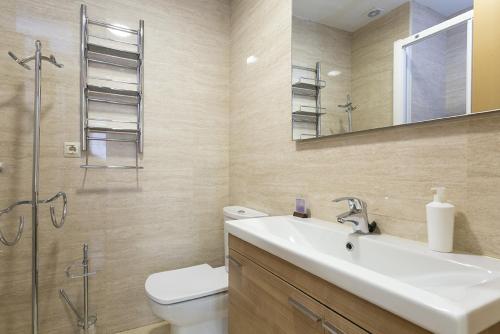 Apartments Center Madrid - image 8