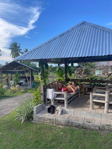 House of TamSe laagans Inn in Badian