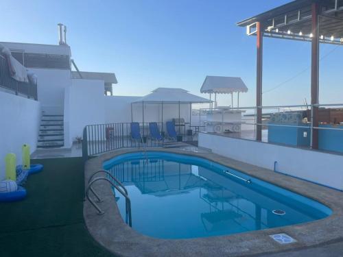 La Casa Blanca Departamento 1 piscina temperada