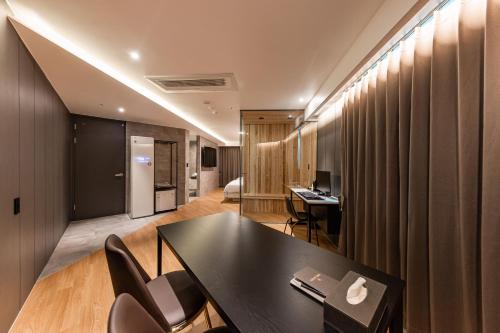 Brown Dot Hotel Seosan