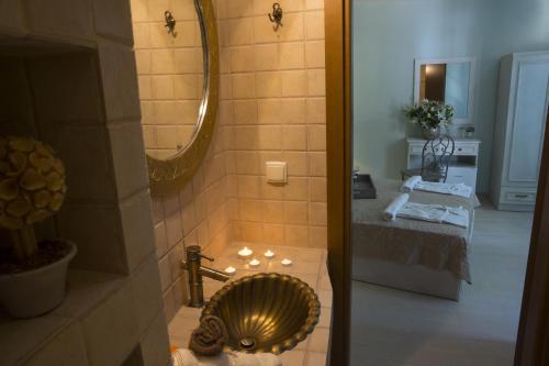 Elia Portou Rooms - image 9