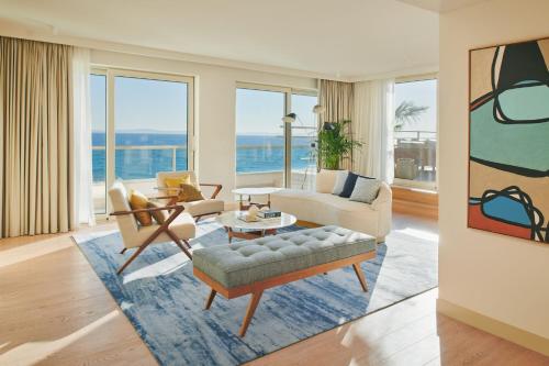 Terrace Suite, 2 Bedroom Suite with Jacuzzi and Sea View