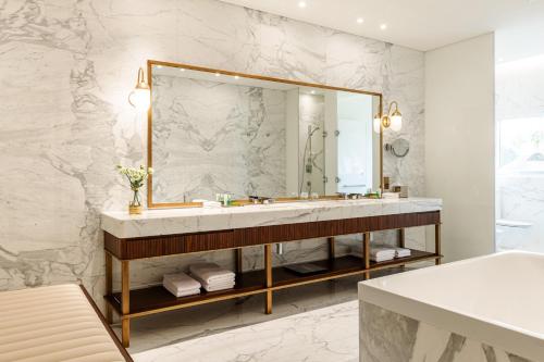 ル メリディアン ドバイ ホテル&コンファレンス センター