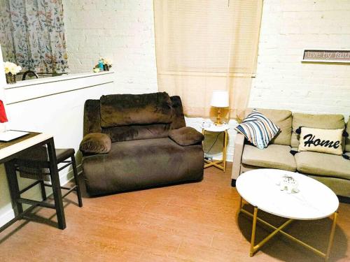 Chic &Trendy Queen Bd/1bth,Downtown Richmond
