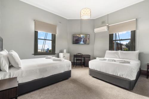 The Great Western Hotel in Orange