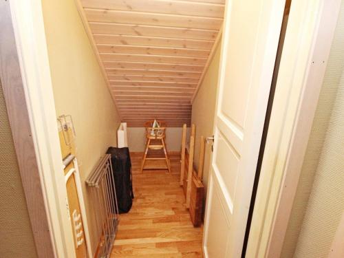 Five-Bedroom Holiday home in Jelsa 2 - image 2
