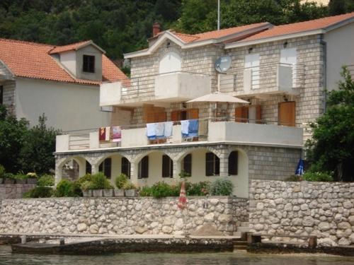 Apartments Dakovic