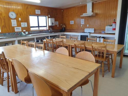 Kitchen, Manowhenua Lodge in Tongariro National Park