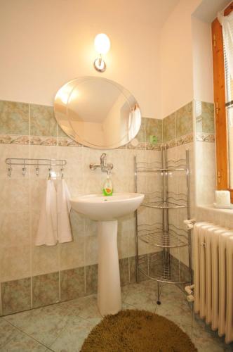 Katka a Martin samostatný apartmán s vlastným vchodom - image 3