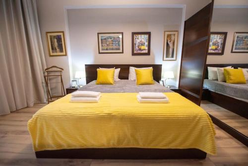 GG Home - spacious, cozy 3-bedroom apartment in Saburtalo