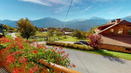 周邊環境, 披若斯勞爾山酒店 (Berghotel Presslauer) in 黑馬戈爾