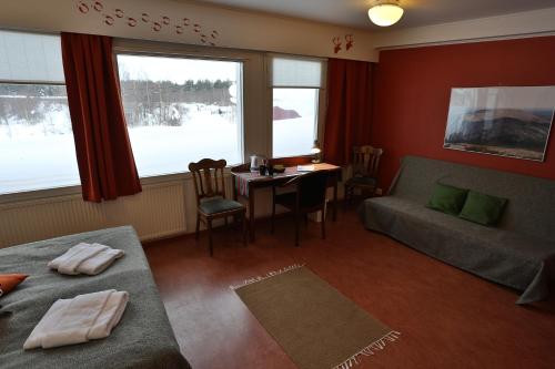Guestroom, Yllas Lake Hotel in Yllasjarvi