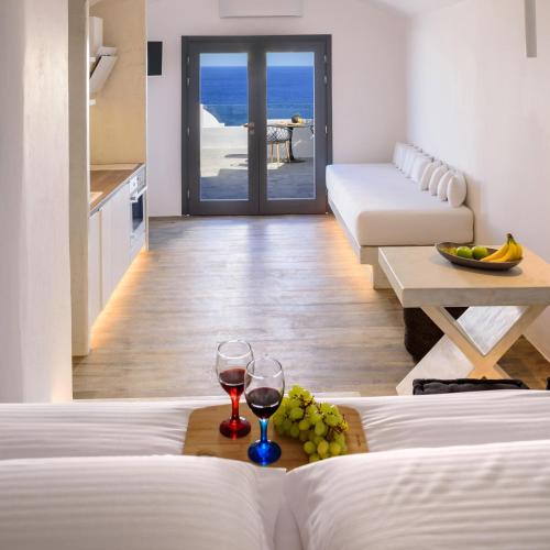 LF Suites & Villas in Panagia Kalou