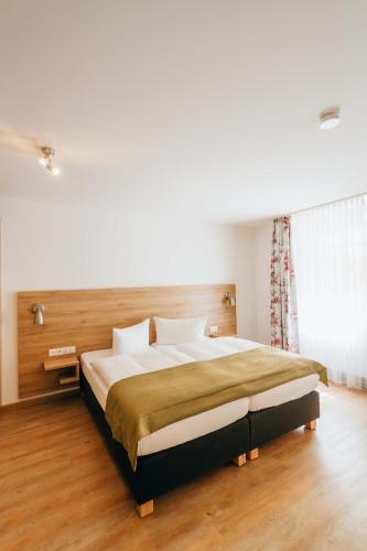 Hotel Andres - image 9
