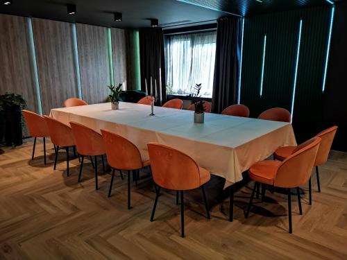 Amrita Hotel - image 4