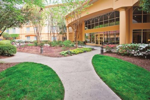 La Quinta by Wyndham University Area Chapel Hill - image 7