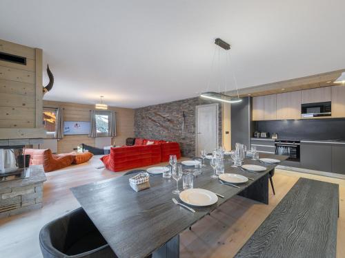 Appartement moderne avec cheminée et terrasse - Près des pistes et commerces - FR-1-565-63 (Appartement moderne avec cheminee et terrasse - Pres des pistes et commerces - FR-1-565-63) in โมเรล