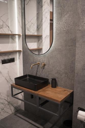 Aspen Deluxe Residence - image 14