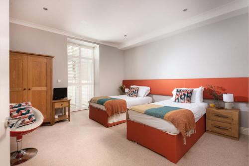The Manor - image 4