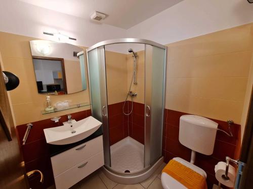 Restaurant & Apartments Getaway Pri Kobalu, Vipava (foto 9)