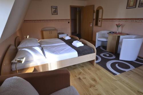 Hotel U Kozicky - image 10