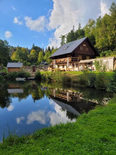 Chata POD DUBEM in Haračova