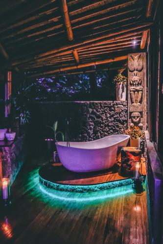 Bathroom, Desa Eko in Munduk