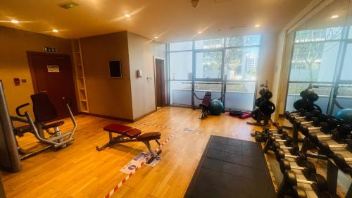 Newly Furnished bright and cozy studio apartment - Damac Hills, Dubaj (zdjęcie 5)