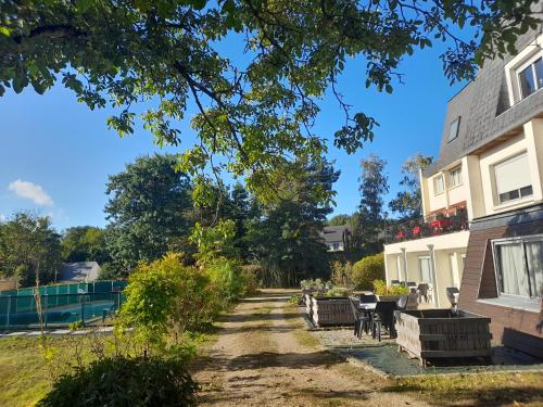 Logis Hôtel la Longue Vue