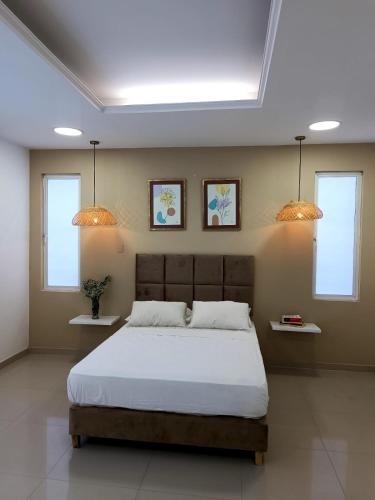 1 queen bed