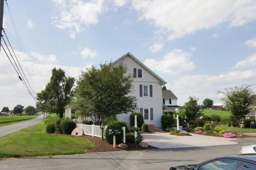 Farmhouse at Landyshade in Lancaster, USA