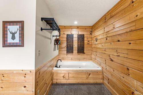 Four-Bedroom House image 10