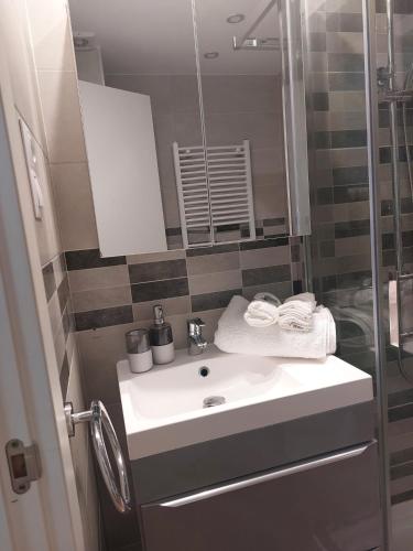Apartamento Zaragoza Plaza Europa - Zaragoza