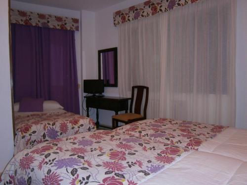 Hostal Residencia Avenida - image 13