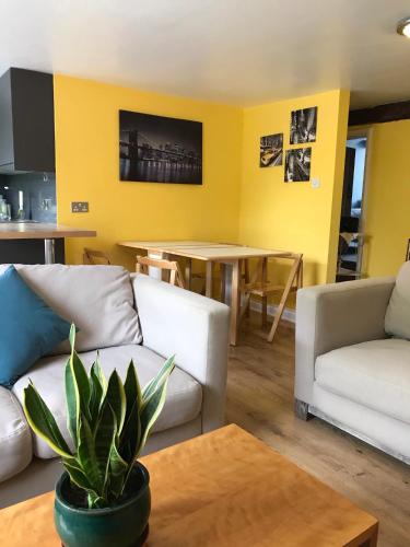 Entire Loddon Apartment in Loddona